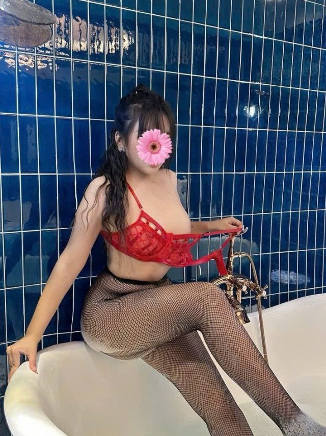 Linh Đan Gái gọi thủ đức Dâm Ngoan Chiều Khách