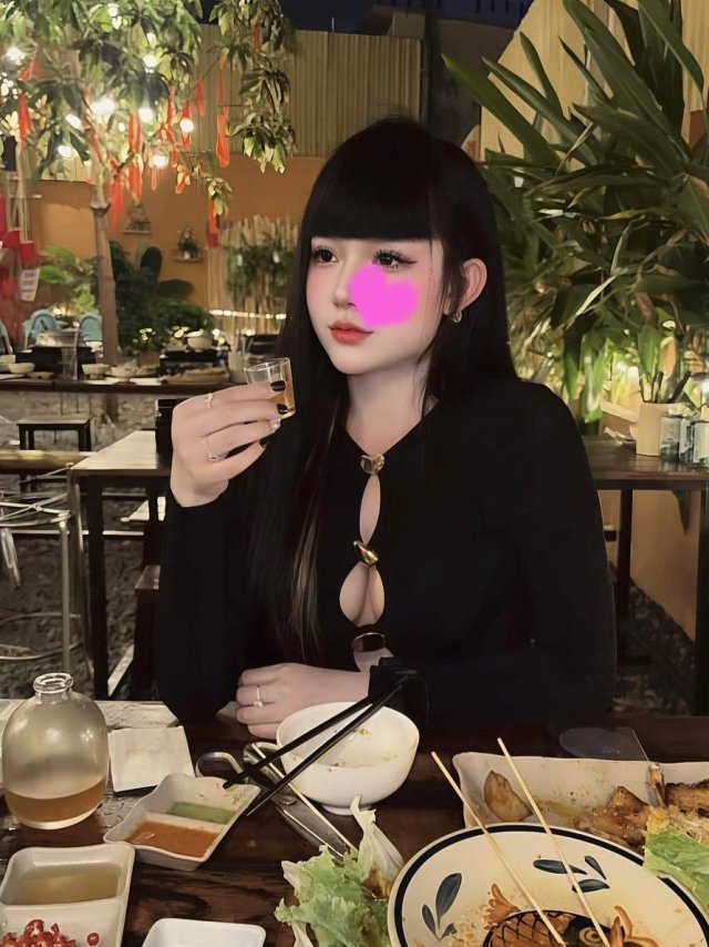 Mina – Gái Gọi TP Nha Trang Teen 2k7 Dễ Thương Mê Hoặc